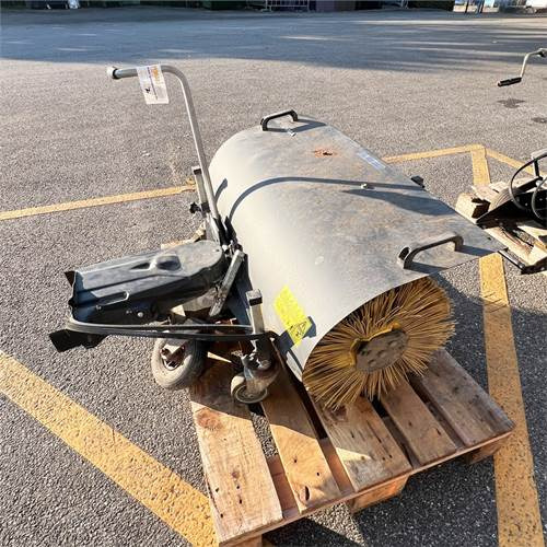 Stiga PA 501 Sweeper - Çim biçme makinesi: fotoğraf 5 Stiga PA 501 Sweeper - Çim biçme makinesi: fotoğraf 5