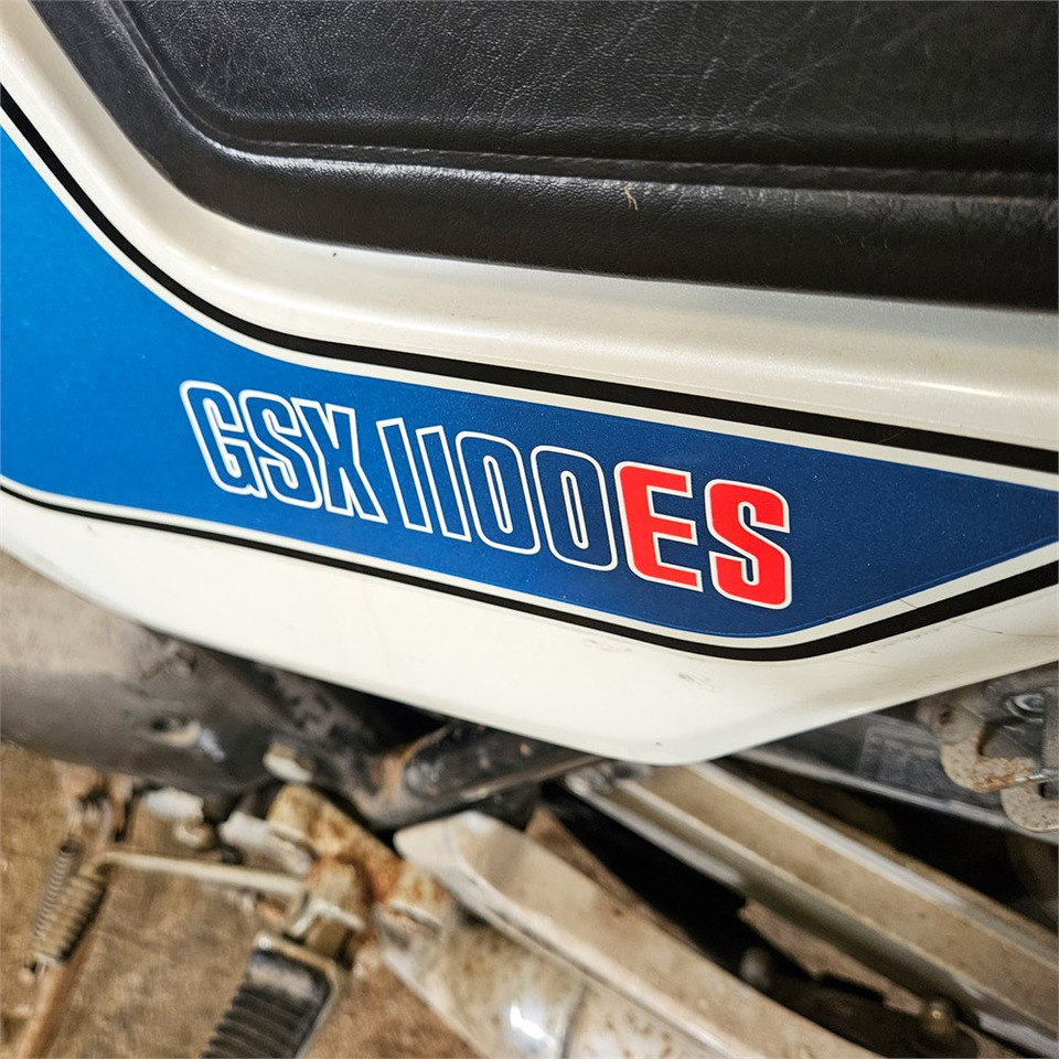 Motosiklet Suzuki GSX 1100 ES: fotoğraf 18