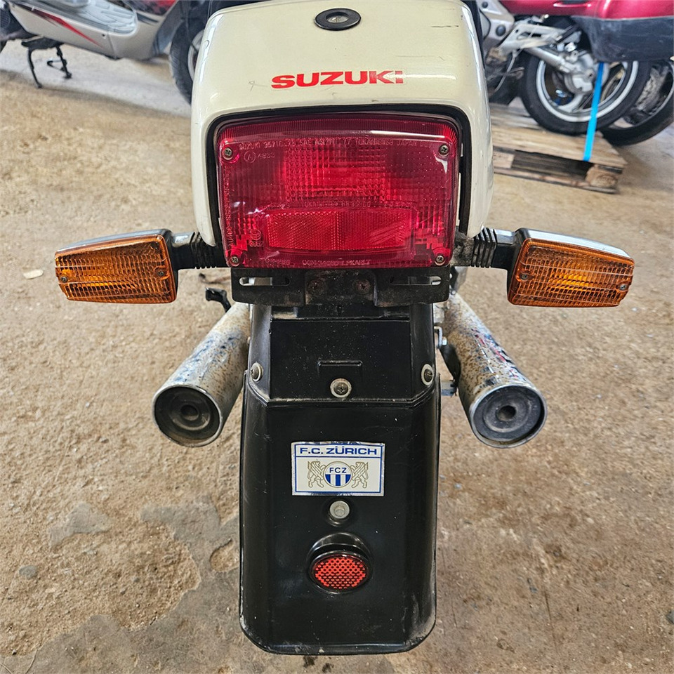Motosiklet Suzuki GSX 1100 ES: fotoğraf 21