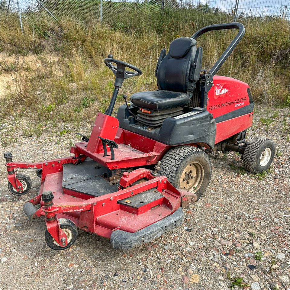 Toro Groundsmaster 3280 D - Çim biçme makinesi: fotoğraf 3 Toro Groundsmaster 3280 D - Çim biçme makinesi: fotoğraf 3