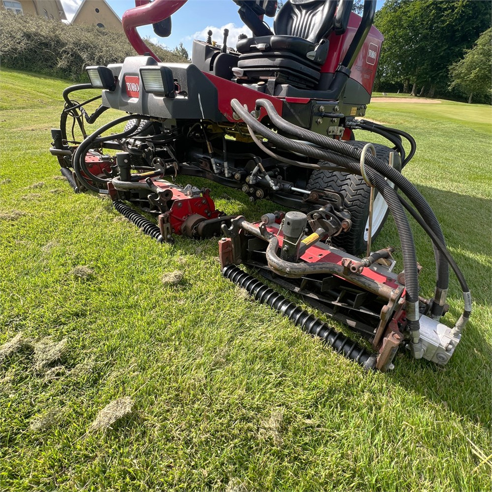 Çim biçme makinesi Toro Reelmaster 3575 D: fotoğraf 25
