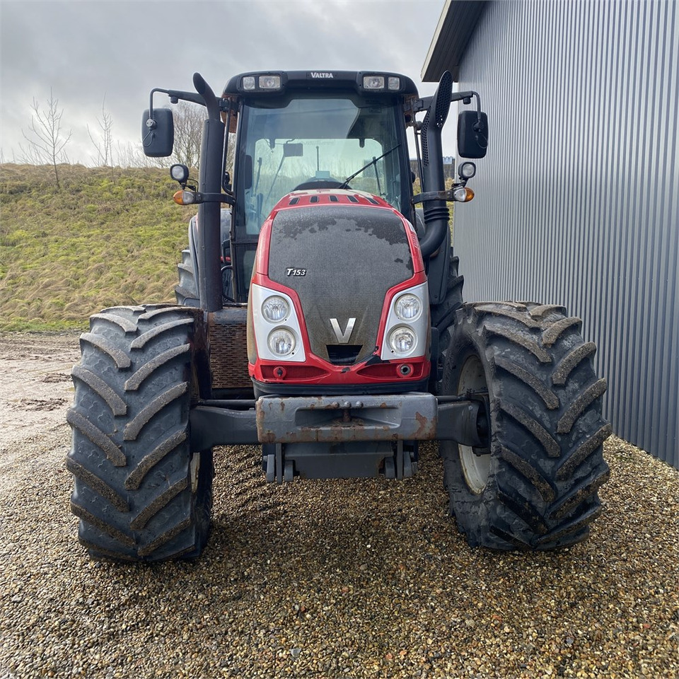 Valtra T 153 - Traktör: fotoğraf 4 Valtra T 153 - Traktör: fotoğraf 4