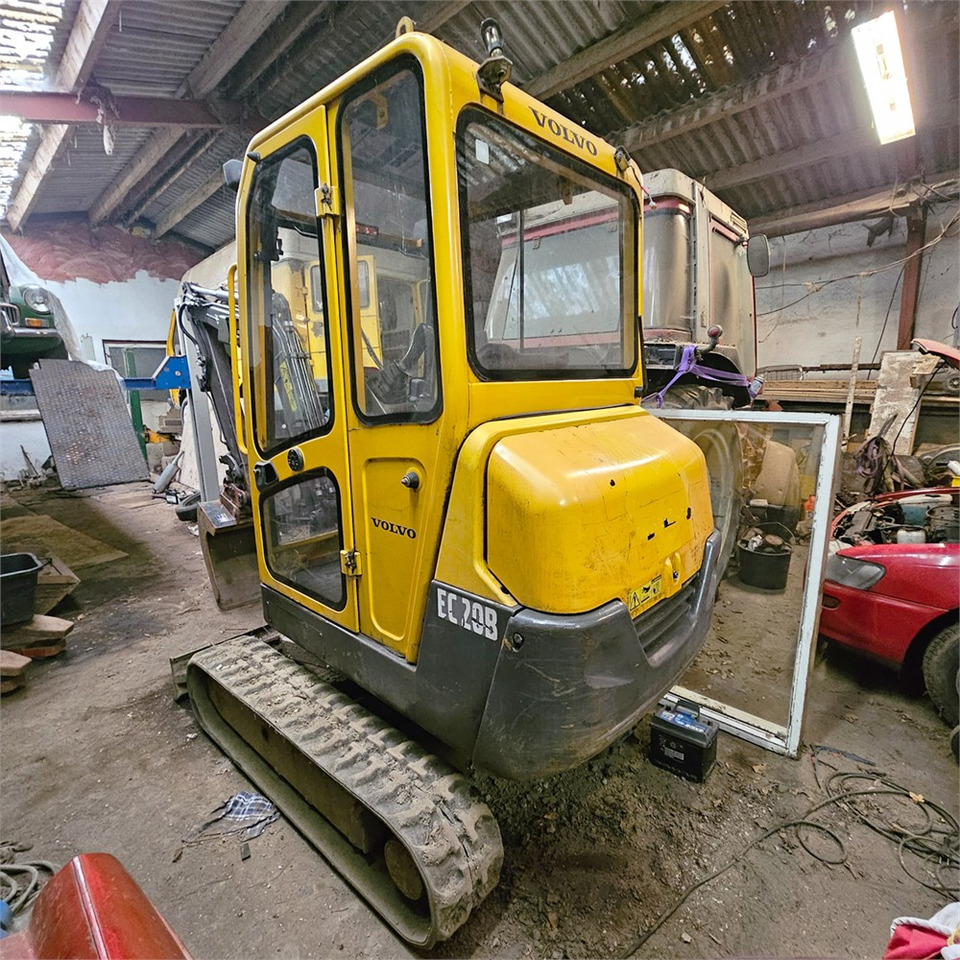 Volvo EC20 B XTV - Mini ekskavatör: fotoğraf 2 Volvo EC20 B XTV - Mini ekskavatör: fotoğraf 2