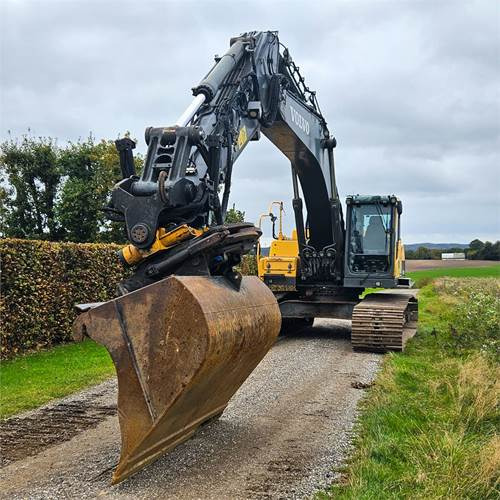 Volvo EC300 DL - Paletli ekskavatör: fotoğraf 5 Volvo EC300 DL - Paletli ekskavatör: fotoğraf 5