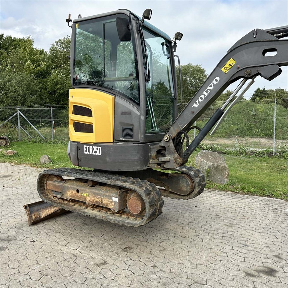 Volvo ECR25 D finansal kiralama Volvo ECR25 D: fotoğraf 9