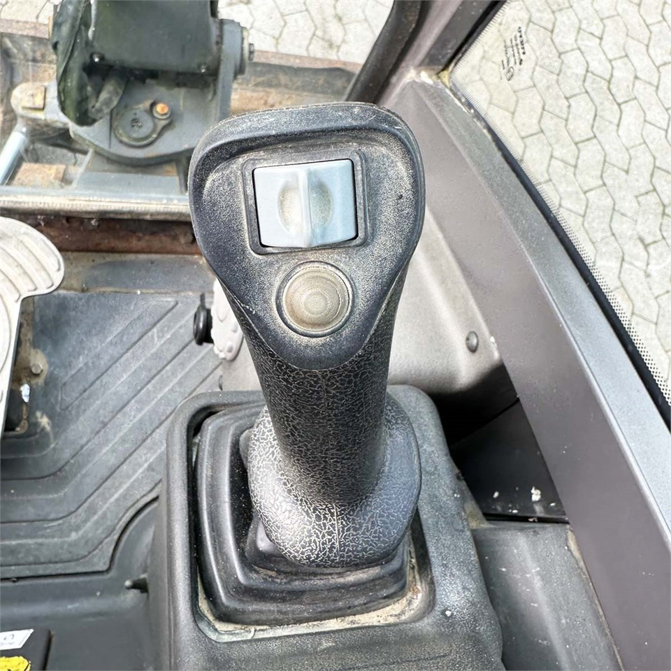 Volvo ECR25 D finansal kiralama Volvo ECR25 D: fotoğraf 31