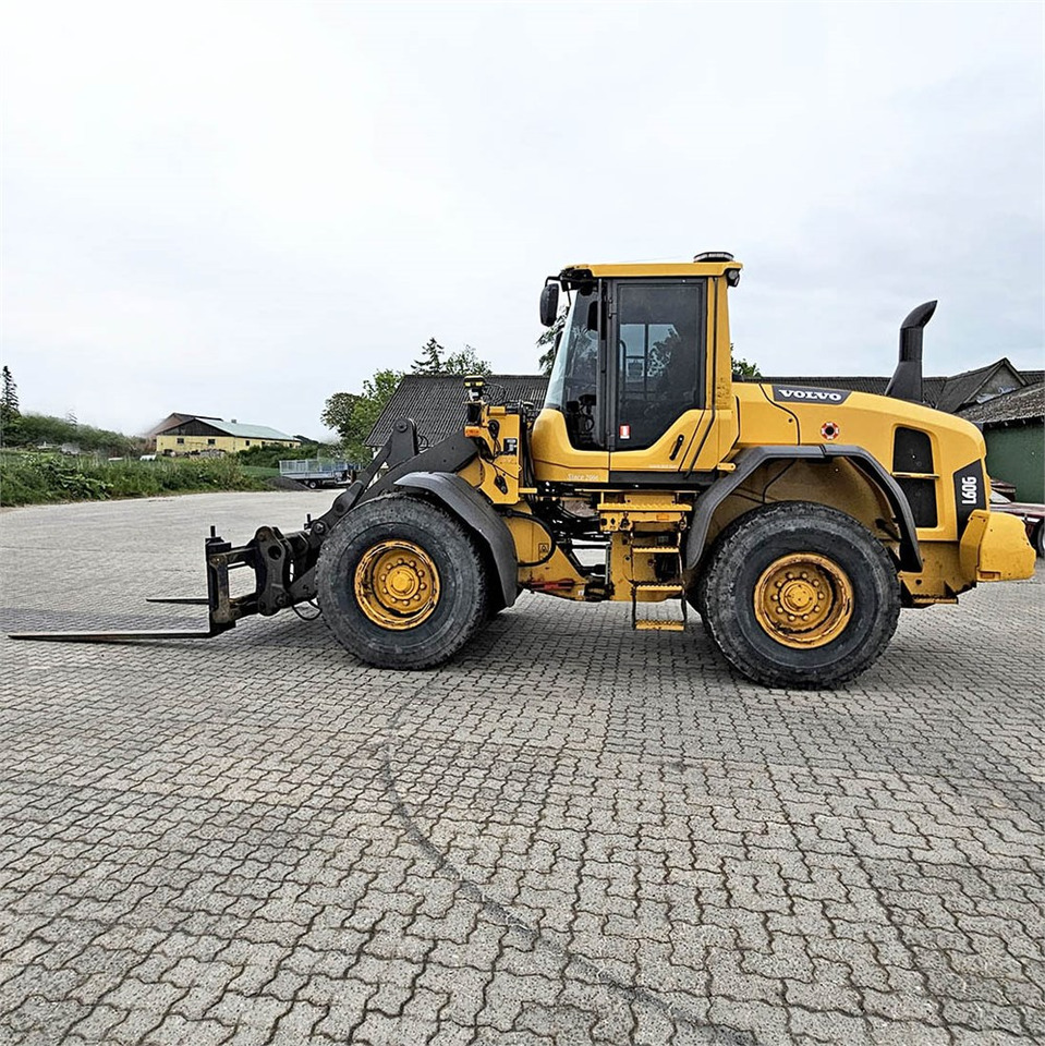 Volvo L60 G - Tekerlekli yükleyici: fotoğraf 1 Volvo L60 G - Tekerlekli yükleyici: fotoğraf 1