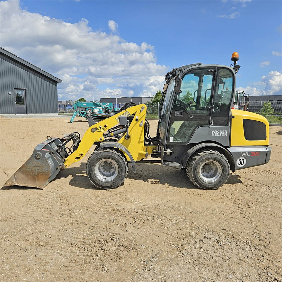 Wacker Neuson WL 32/RL30 - Tekerlekli yükleyici: fotoğraf 2 Wacker Neuson WL 32/RL30 - Tekerlekli yükleyici: fotoğraf 2