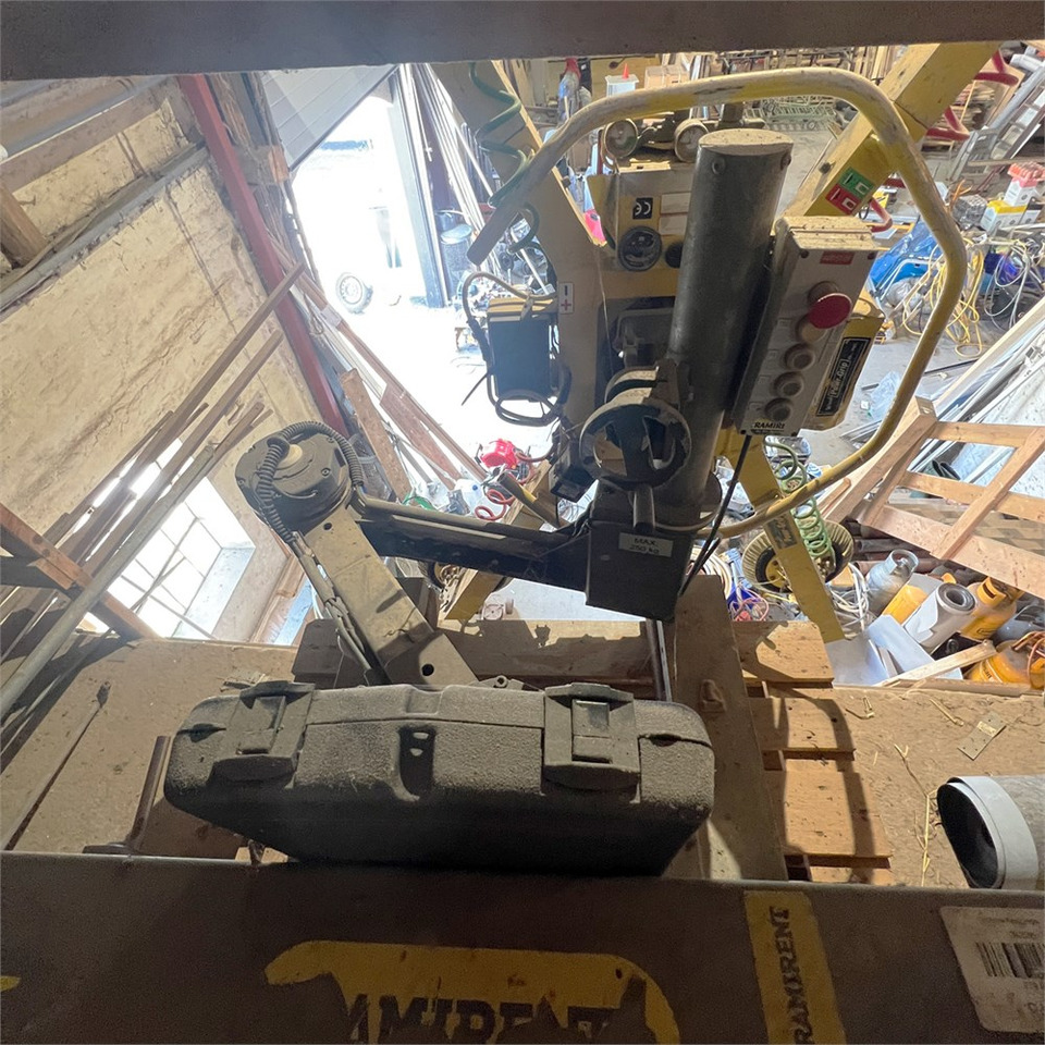 Teleskopik yükleyici Woods Powr Grip MRT 411 LDC: fotoğraf 7 Teleskopik yükleyici Woods Powr Grip MRT 411 LDC: fotoğraf 7