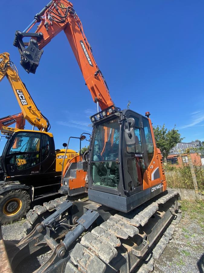 Doosan DX 140LCR-5 - Paletli ekskavatör: fotoğraf 2 Doosan DX 140LCR-5 - Paletli ekskavatör: fotoğraf 2