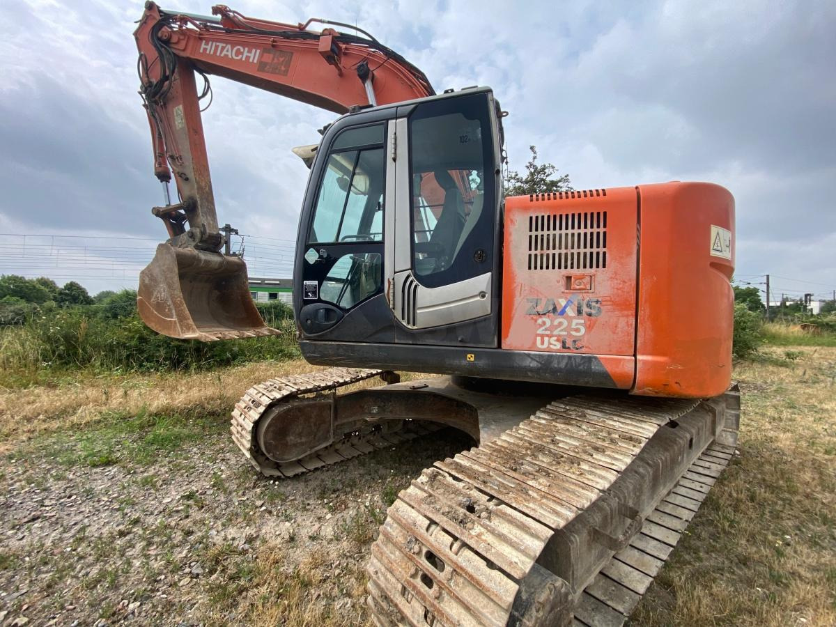 Hitachi ZX225USLC-3 - Paletli ekskavatör: fotoğraf 1 Hitachi ZX225USLC-3 - Paletli ekskavatör: fotoğraf 1
