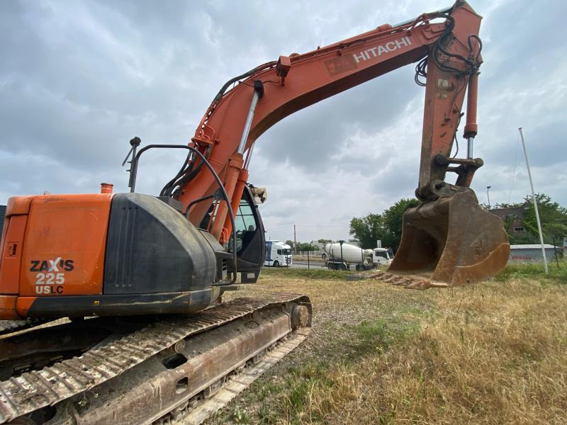 Hitachi ZX225USLC-3 - Paletli ekskavatör: fotoğraf 3 Hitachi ZX225USLC-3 - Paletli ekskavatör: fotoğraf 3