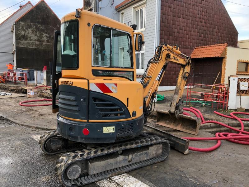 Hyundai 27Z-9 - Mini ekskavatör: fotoğraf 3 Hyundai 27Z-9 - Mini ekskavatör: fotoğraf 3