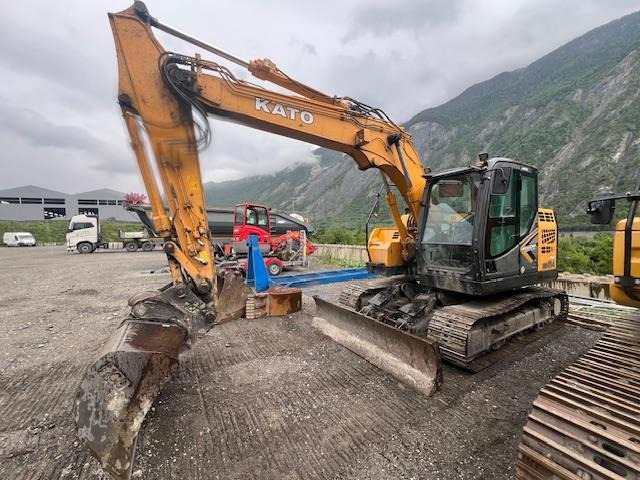 KATO HD 514MR-7 - Paletli ekskavatör: fotoğraf 1 KATO HD 514MR-7 - Paletli ekskavatör: fotoğraf 1