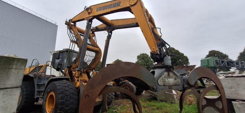 Liebherr L580 - Tekerlekli yükleyici: fotoğraf 2 Liebherr L580 - Tekerlekli yükleyici: fotoğraf 2