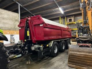 Pronar T 386 - Damperli traktör römorku: fotoğraf 3 Pronar T 386 - Damperli traktör römorku: fotoğraf 3