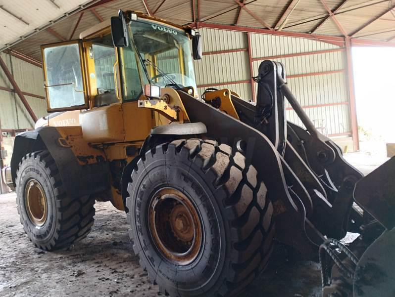 Volvo L 110 E - Tekerlekli yükleyici: fotoğraf 4 Volvo L 110 E - Tekerlekli yükleyici: fotoğraf 4