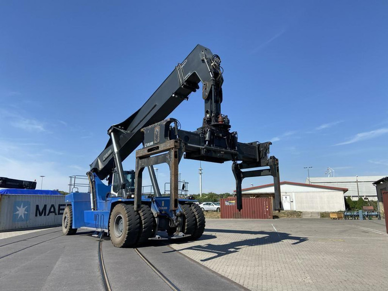 Kalmar DRG450-82S5HCXS - Reachstacker: fotoğraf 2 Kalmar DRG450-82S5HCXS - Reachstacker: fotoğraf 2