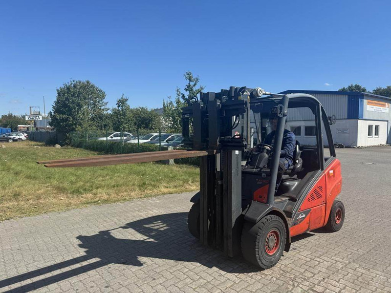 Linde H30D-02 - Dizel forklift: fotoğraf 2 Linde H30D-02 - Dizel forklift: fotoğraf 2