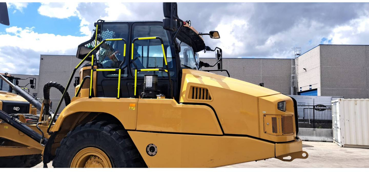 CAT 730 - Belden kırma kaya kamyonu: fotoğraf 2 CAT 730 - Belden kırma kaya kamyonu: fotoğraf 2
