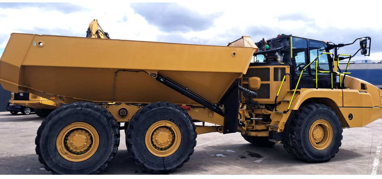 CAT 730 - Belden kırma kaya kamyonu: fotoğraf 1 CAT 730 - Belden kırma kaya kamyonu: fotoğraf 1