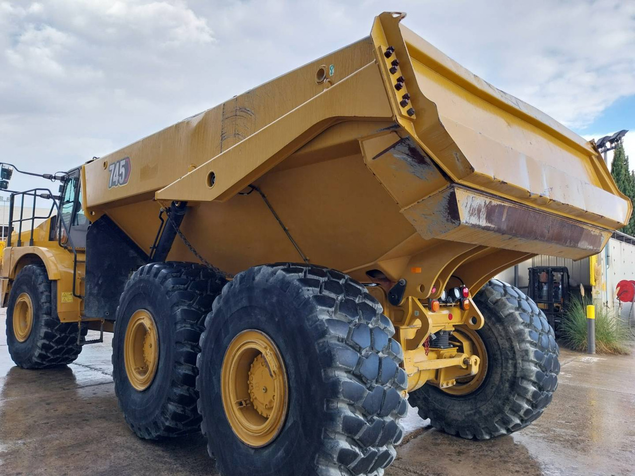 CAT 745 - Belden kırma kaya kamyonu: fotoğraf 4 CAT 745 - Belden kırma kaya kamyonu: fotoğraf 4