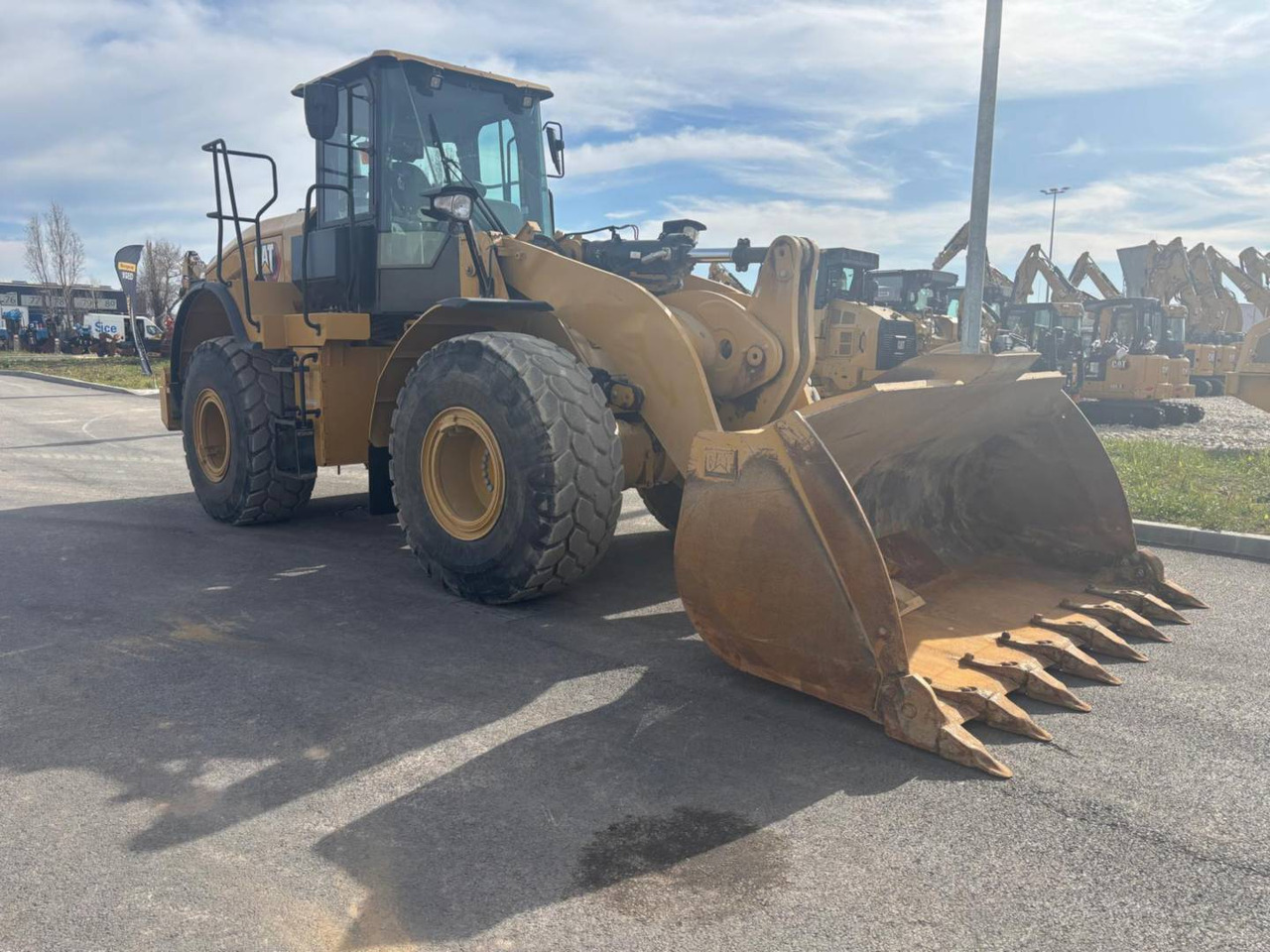 CAT 950GC - Tekerlekli yükleyici: fotoğraf 1 CAT 950GC - Tekerlekli yükleyici: fotoğraf 1