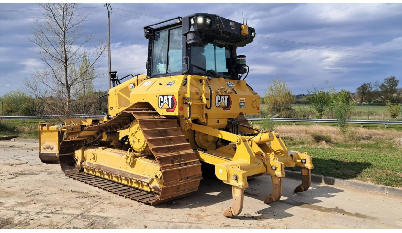 CAT D5 - Buldozer: fotoğraf 4 CAT D5 - Buldozer: fotoğraf 4