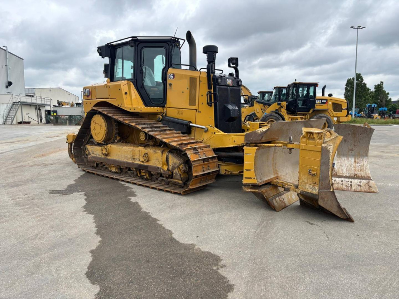 CAT D6 VPAT - Buldozer: fotoğraf 1 CAT D6 VPAT - Buldozer: fotoğraf 1