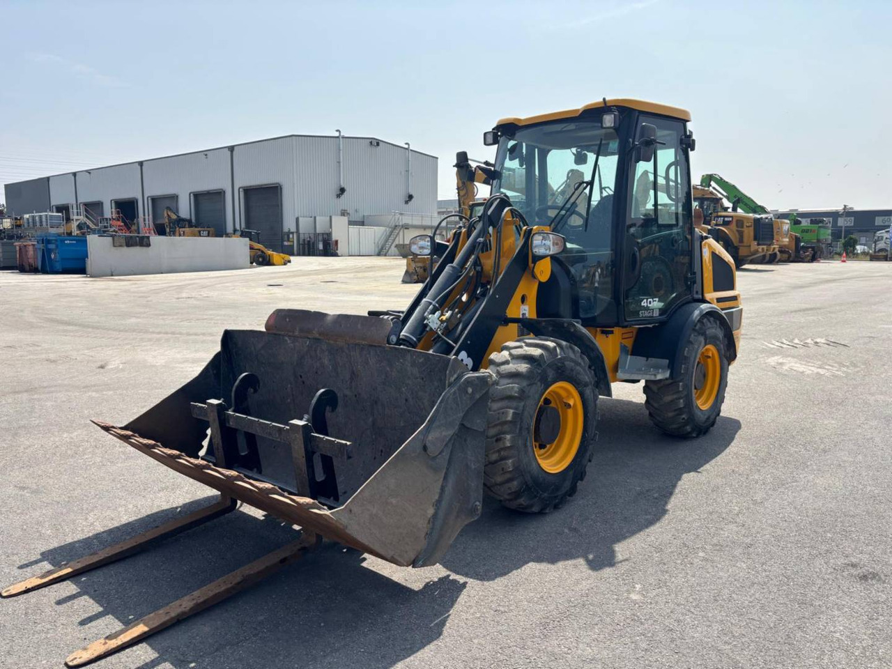 JCB 407 - Tekerlekli yükleyici: fotoğraf 1 JCB 407 - Tekerlekli yükleyici: fotoğraf 1