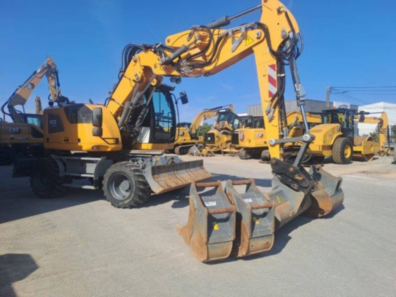 LIEBHERR A913 - Tekerlekli ekskavatör: fotoğraf 2 LIEBHERR A913 - Tekerlekli ekskavatör: fotoğraf 2