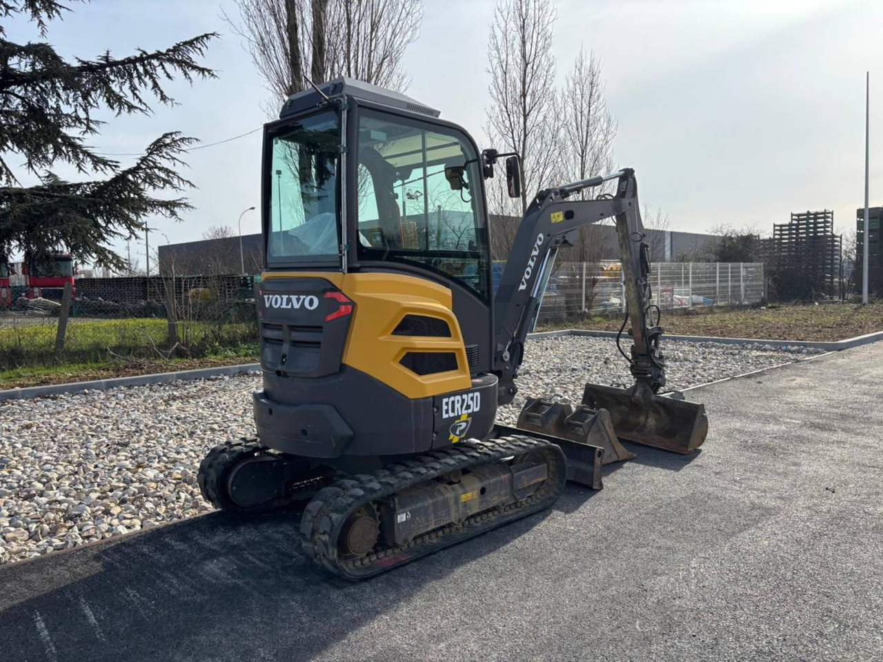VOLVO CONSTRUCTION EQUIPMENT ECR25D - Paletli ekskavatör: fotoğraf 4 VOLVO CONSTRUCTION EQUIPMENT ECR25D - Paletli ekskavatör: fotoğraf 4