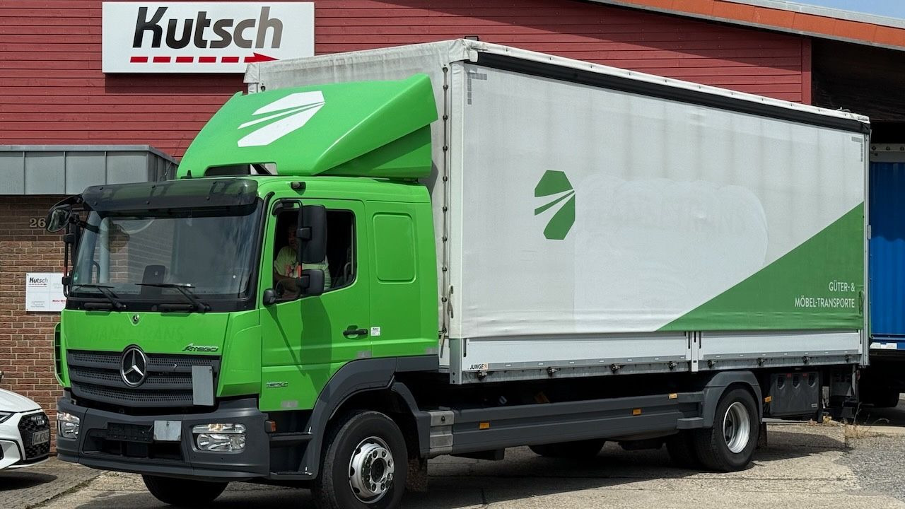 Mercedes-Benz Atego 1624L Pritsche/Plane, Ladebordwand - Tenteli kamyon: fotoğraf 1 Mercedes-Benz Atego 1624L Pritsche/Plane, Ladebordwand - Tenteli kamyon: fotoğraf 1