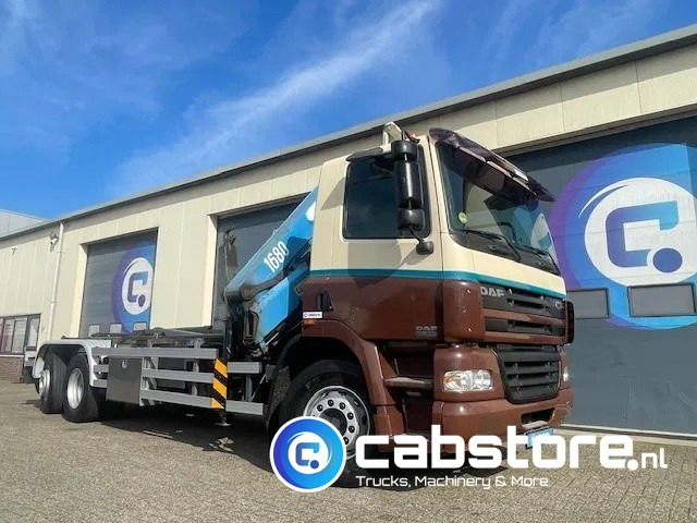 DAF CF 85.340 6X2 Euro 3 - Haakarm containersystem - Hooklift - Abrollkipper - Year 2004 - HMF 1680-K2 Crane - Grua - Ladekran - Autolaadkraan - Kancalı yükleyici kamyon, Vinçli kamyon: fotoğraf 4 DAF CF 85.340 6X2 Euro 3 - Haakarm containersystem - Hooklift - Abrollkipper - Year 2004 - HMF 1680-K2 Crane - Grua - Ladekran - Autolaadkraan - Kancalı yükleyici kamyon, Vinçli kamyon: fotoğraf 4