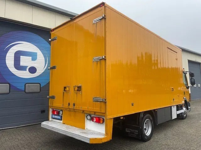 DAF LF 45.160 4x2 Euro 5 EEV - Year 2008 - Mobiele werkplaats - Bakwagen - Closed box - Km 268.123 - Kapalı kasa kamyon: fotoğraf 4 DAF LF 45.160 4x2 Euro 5 EEV - Year 2008 - Mobiele werkplaats - Bakwagen - Closed box - Km 268.123 - Kapalı kasa kamyon: fotoğraf 4