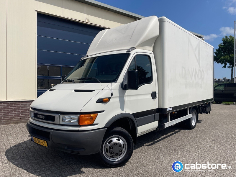 Iveco 40C12 Daily 4x2 Bakwagen Euro 3 - Bouwjaar 2003 - APK tot 10-05-2026 -Handgeschakelde versnellingsbak - Kapalı kasa kamyonet: fotoğraf 2 Iveco 40C12 Daily 4x2 Bakwagen Euro 3 - Bouwjaar 2003 - APK tot 10-05-2026 -Handgeschakelde versnellingsbak - Kapalı kasa kamyonet: fotoğraf 2