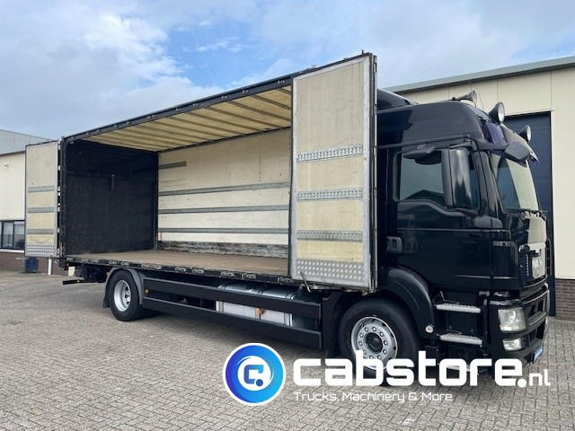 MAN TGS 18.360 4X2 BL Euro 4 - zijlader - Bouwjaar 2008 - Automaat - 2.000 kg laadklep - AHW koppeling - Kapalı kasa kamyon: fotoğraf 5 MAN TGS 18.360 4X2 BL Euro 4 - zijlader - Bouwjaar 2008 - Automaat - 2.000 kg laadklep - AHW koppeling - Kapalı kasa kamyon: fotoğraf 5