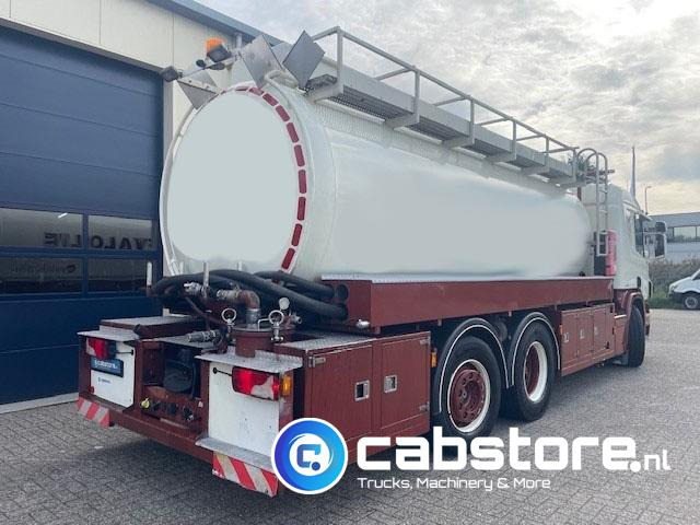 Scania P 380 B 6X2*4 HNA - RETARDER - Tankwagen olie - Olietank - ADR - 16.920 liter - Bouwjaar 2007 - Km 881.924 - Tanker kamyon: fotoğraf 4 Scania P 380 B 6X2*4 HNA - RETARDER - Tankwagen olie - Olietank - ADR - 16.920 liter - Bouwjaar 2007 - Km 881.924 - Tanker kamyon: fotoğraf 4