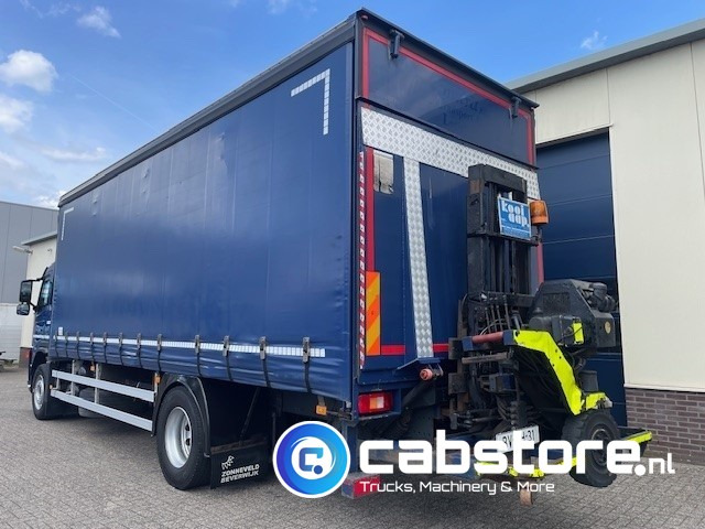 Volvo FM9 4X2R FAL9.0 RAD-A4 Volvo FM300 4x2 Euro 5 bakwagen - Schuifzeilen - Laadklep 2000 kg - Bouwjaar 2008 - Kooi-Aap heftruck - Kapalı kasa kamyon: fotoğraf 3 Volvo FM9 4X2R FAL9.0 RAD-A4 Volvo FM300 4x2 Euro 5 bakwagen - Schuifzeilen - Laadklep 2000 kg - Bouwjaar 2008 - Kooi-Aap heftruck - Kapalı kasa kamyon: fotoğraf 3