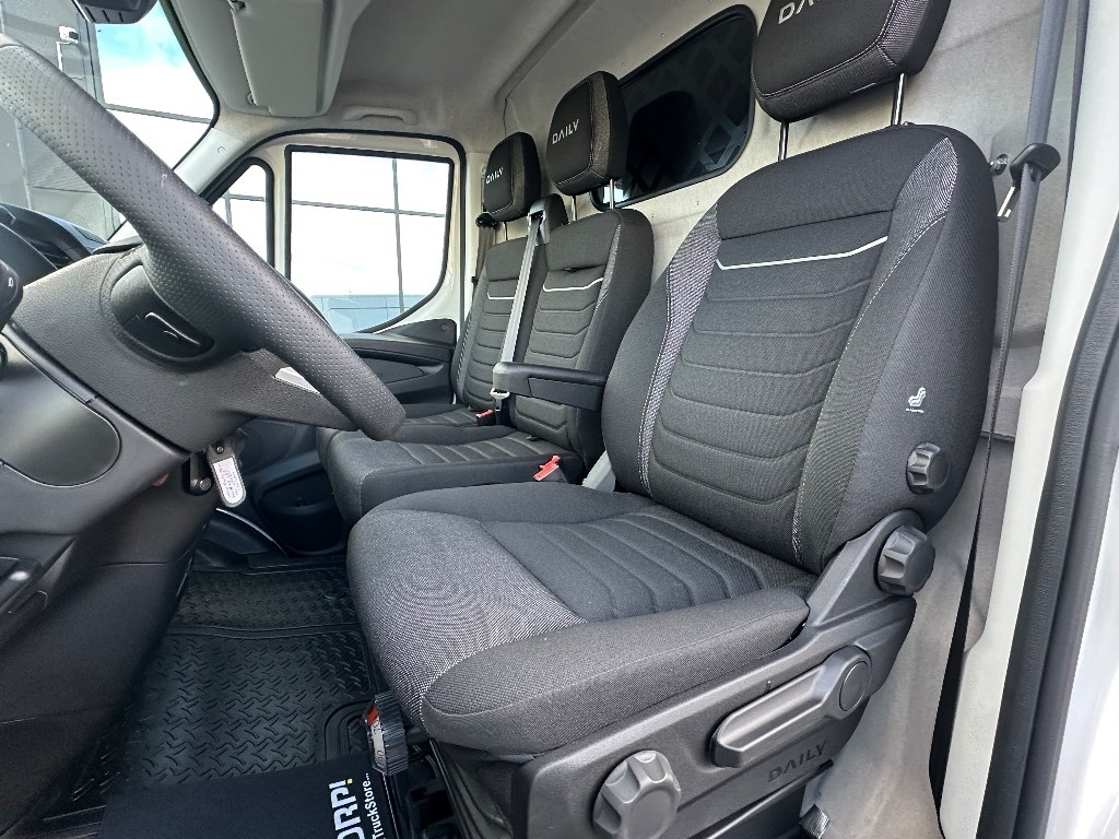 Yeni Panelvan Iveco Daily 35S16A8 12m3 k-auto: fotoğraf 12
