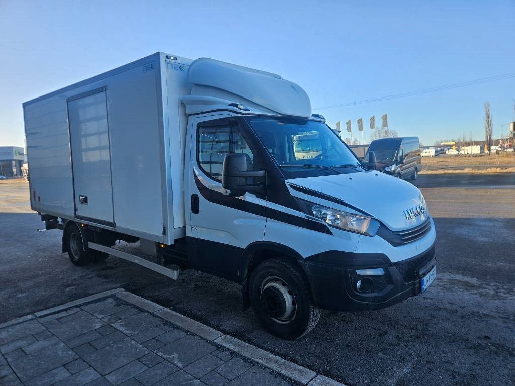 Iveco Daily 70C18 A8 - Kapalı kasa kamyonet: fotoğraf 2 Iveco Daily 70C18 A8 - Kapalı kasa kamyonet: fotoğraf 2