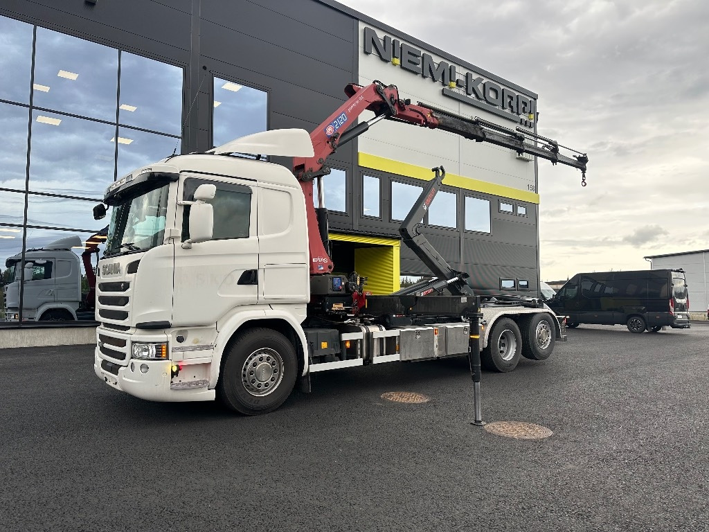 Scania G450 6x2*4 HMF 2120 - Vinçli kamyon: fotoğraf 1 Scania G450 6x2*4 HMF 2120 - Vinçli kamyon: fotoğraf 1