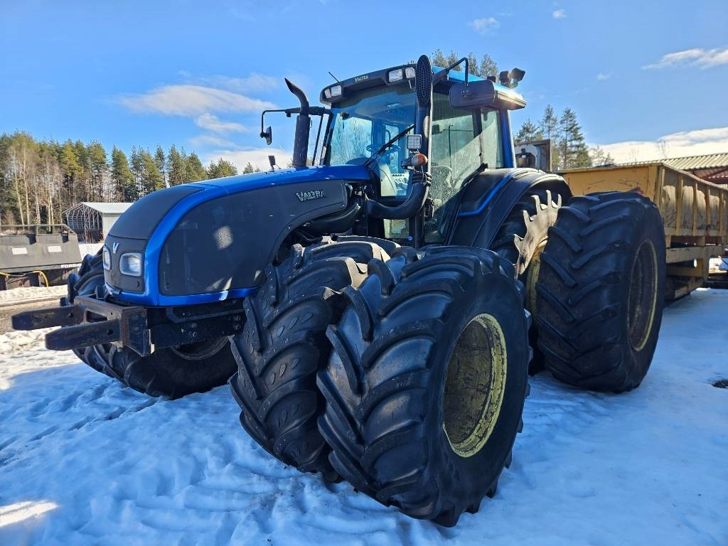 Valtra T171 - Traktör: fotoğraf 1 Valtra T171 - Traktör: fotoğraf 1