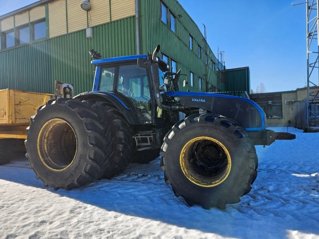 Valtra T171 - Traktör: fotoğraf 2 Valtra T171 - Traktör: fotoğraf 2