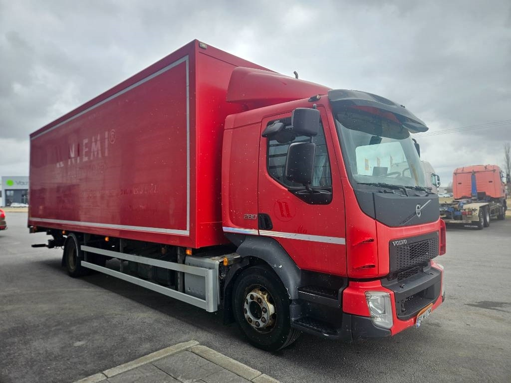 Volvo FL 280 4hlö - Kapalı kasa kamyon: fotoğraf 2 Volvo FL 280 4hlö - Kapalı kasa kamyon: fotoğraf 2