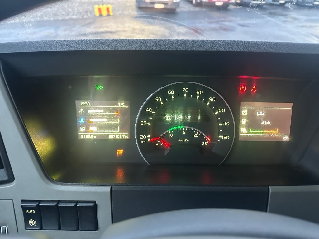 Kancalı yükleyici kamyon Volvo FM11 370: fotoğraf 13