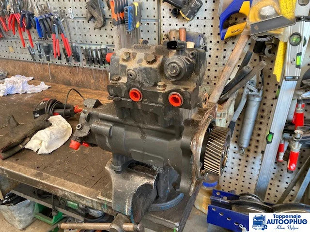 Scania XPI Højtryks dieselpump P/N: 2059882 / 572710 - Motor ve yedek parça - Kamyon: fotoğraf 1 Scania XPI Højtryks dieselpump P/N: 2059882 / 572710 - Motor ve yedek parça - Kamyon: fotoğraf 1