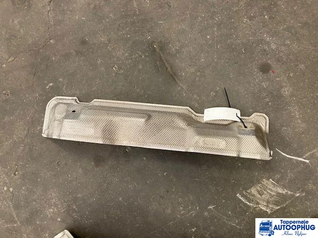 Scania motor varmeskjolde Scania 2456752 , 2456768 , 2456770 , 2456754 - Kaporta ve Dış Aksam - Kamyon: fotoğraf 3 Scania motor varmeskjolde Scania 2456752 , 2456768 , 2456770 , 2456754 - Kaporta ve Dış Aksam - Kamyon: fotoğraf 3