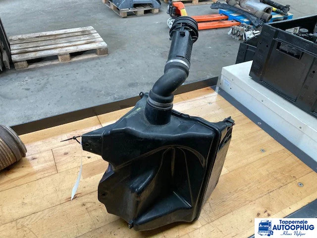 Scania sprinkler beholder Scania 2707037 - Kaporta ve Dış Aksam - Kamyon: fotoğraf 2 Scania sprinkler beholder Scania 2707037 - Kaporta ve Dış Aksam - Kamyon: fotoğraf 2