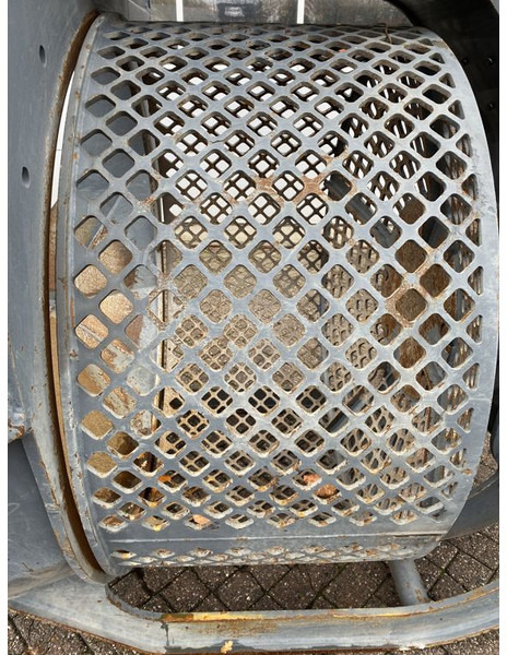 VTN SR15 - Çeneli kepçe - İş makinaları: fotoğraf 5 VTN SR15 - Çeneli kepçe - İş makinaları: fotoğraf 5